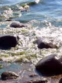Вода и камни